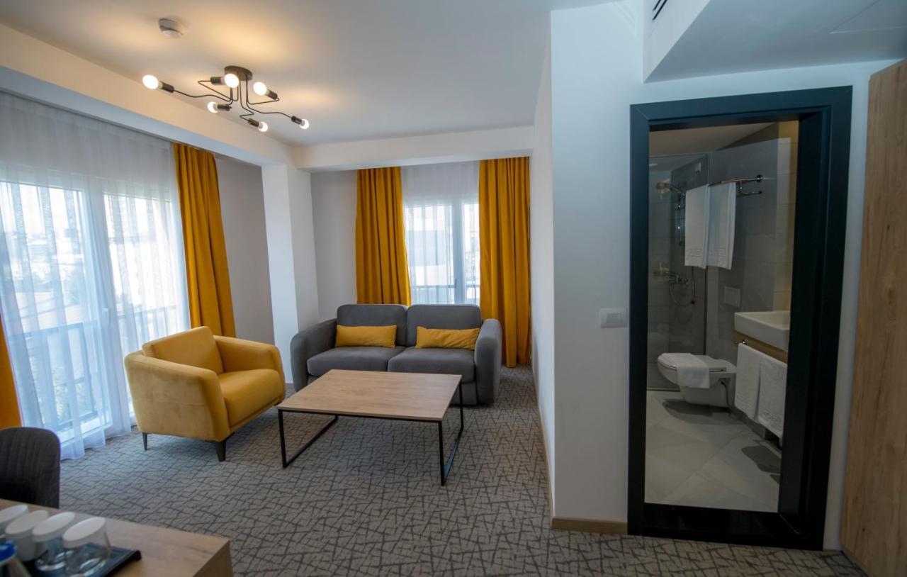 City Inn Pristina Eksteriør bilde