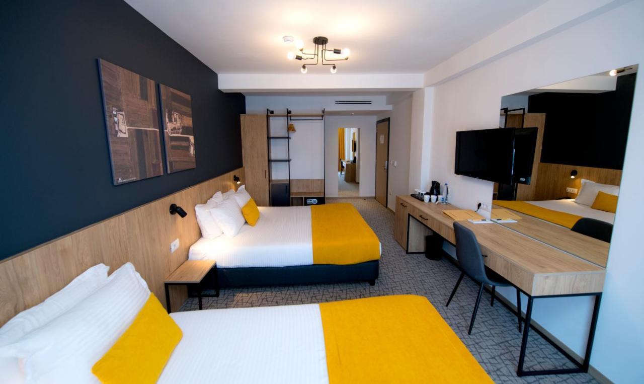 City Inn Pristina Eksteriør bilde