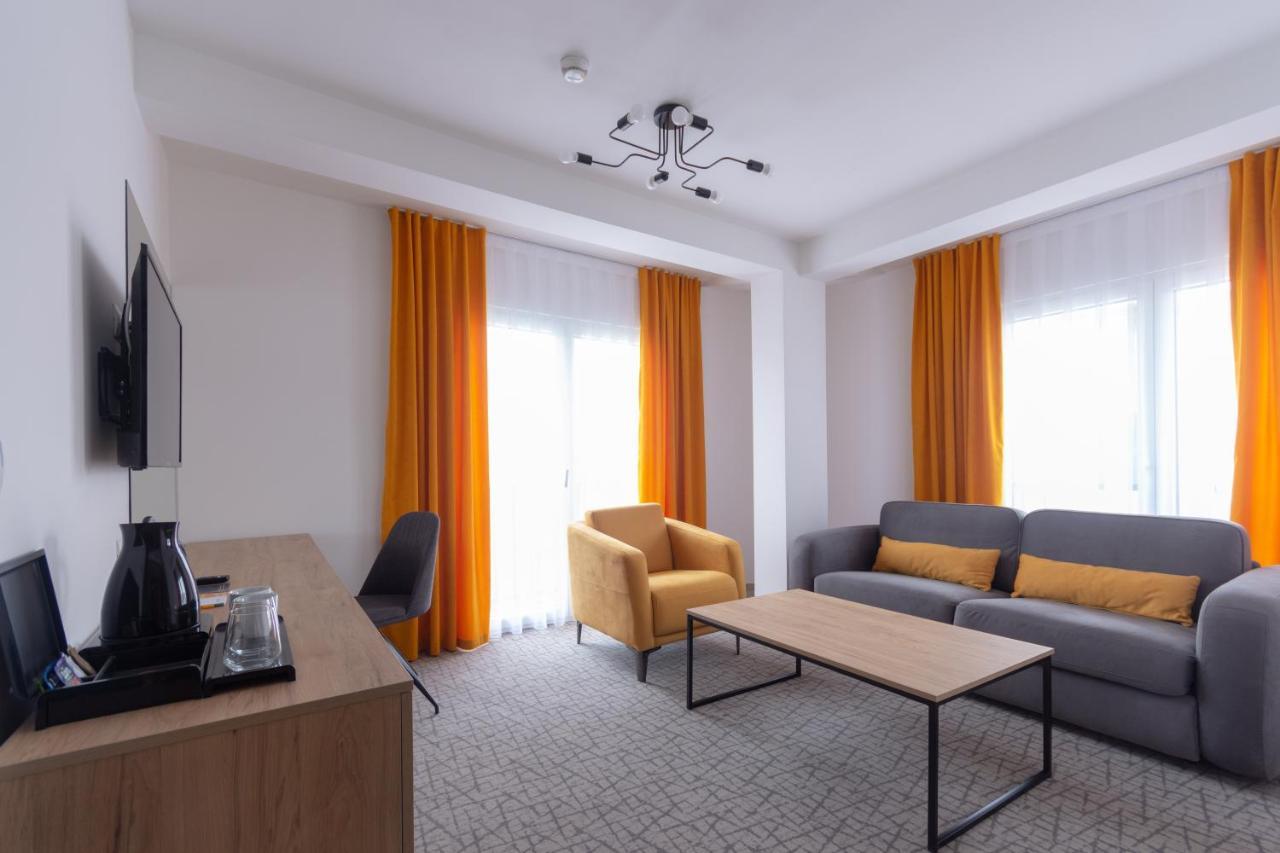 City Inn Pristina Eksteriør bilde